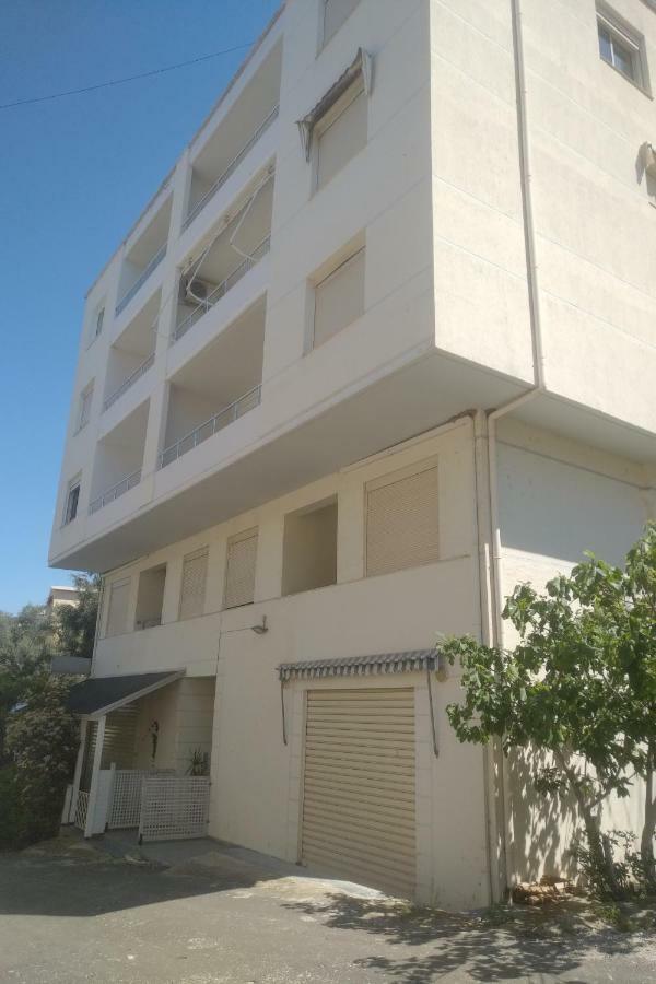 Deluxe Sea Apartment فلورا المظهر الخارجي الصورة