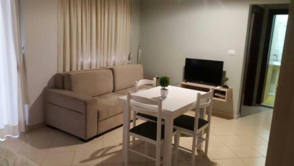 Deluxe Sea Apartment فلورا المظهر الخارجي الصورة