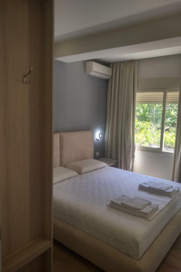 Deluxe Sea Apartment فلورا المظهر الخارجي الصورة