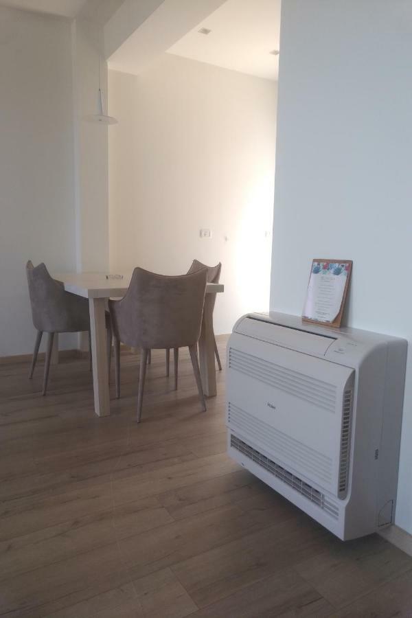 Deluxe Sea Apartment فلورا المظهر الخارجي الصورة