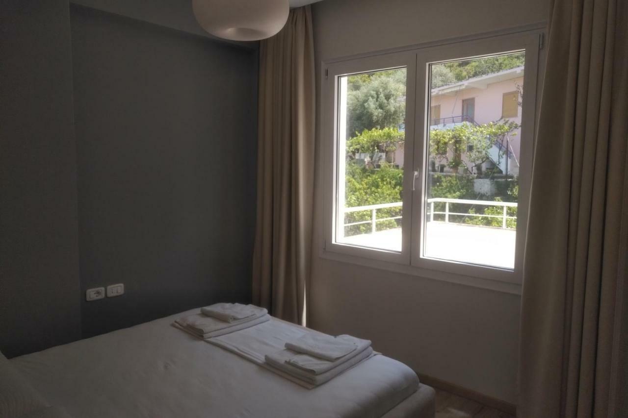 Deluxe Sea Apartment فلورا المظهر الخارجي الصورة