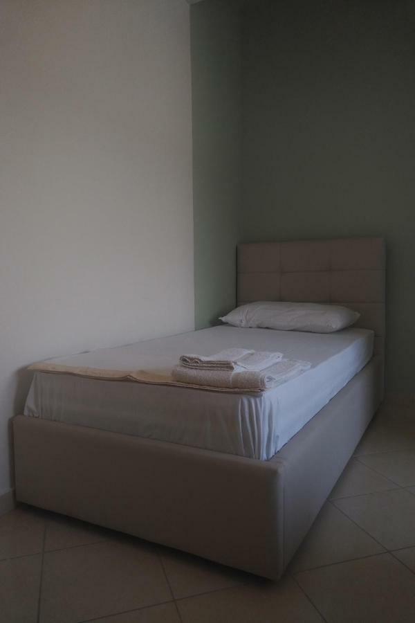 Deluxe Sea Apartment فلورا المظهر الخارجي الصورة