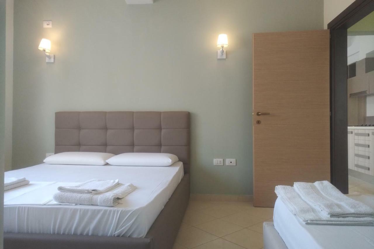 Deluxe Sea Apartment فلورا المظهر الخارجي الصورة