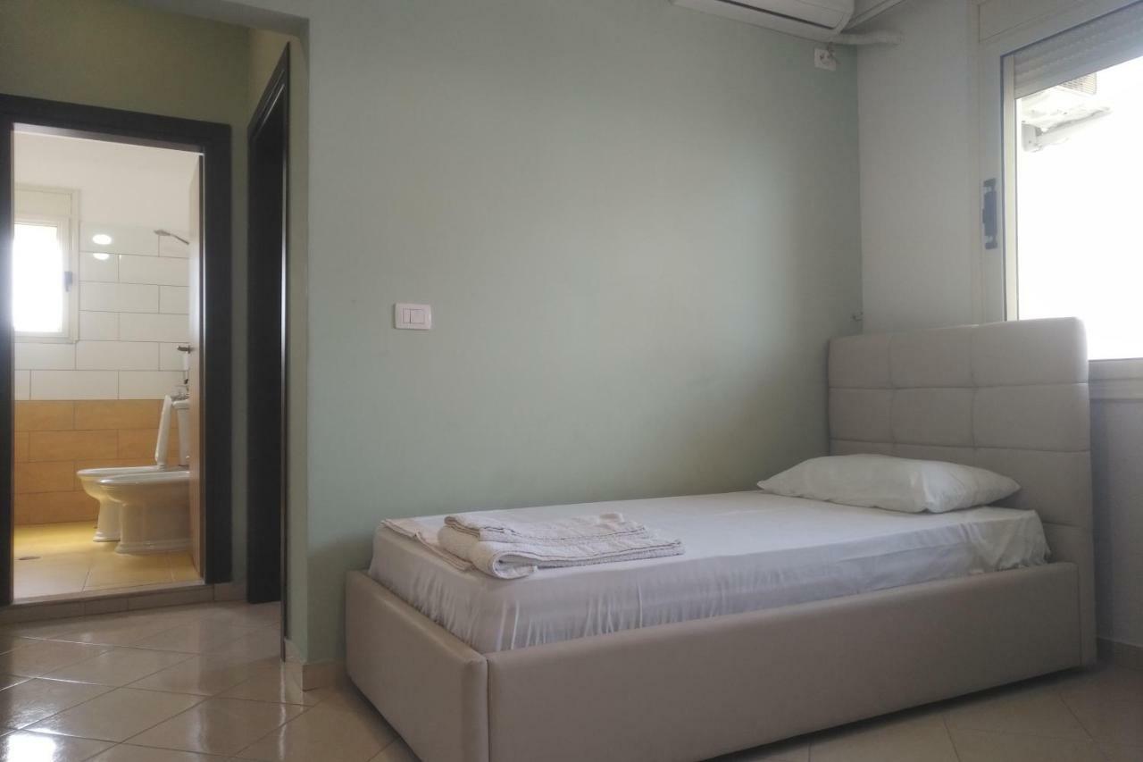 Deluxe Sea Apartment فلورا المظهر الخارجي الصورة