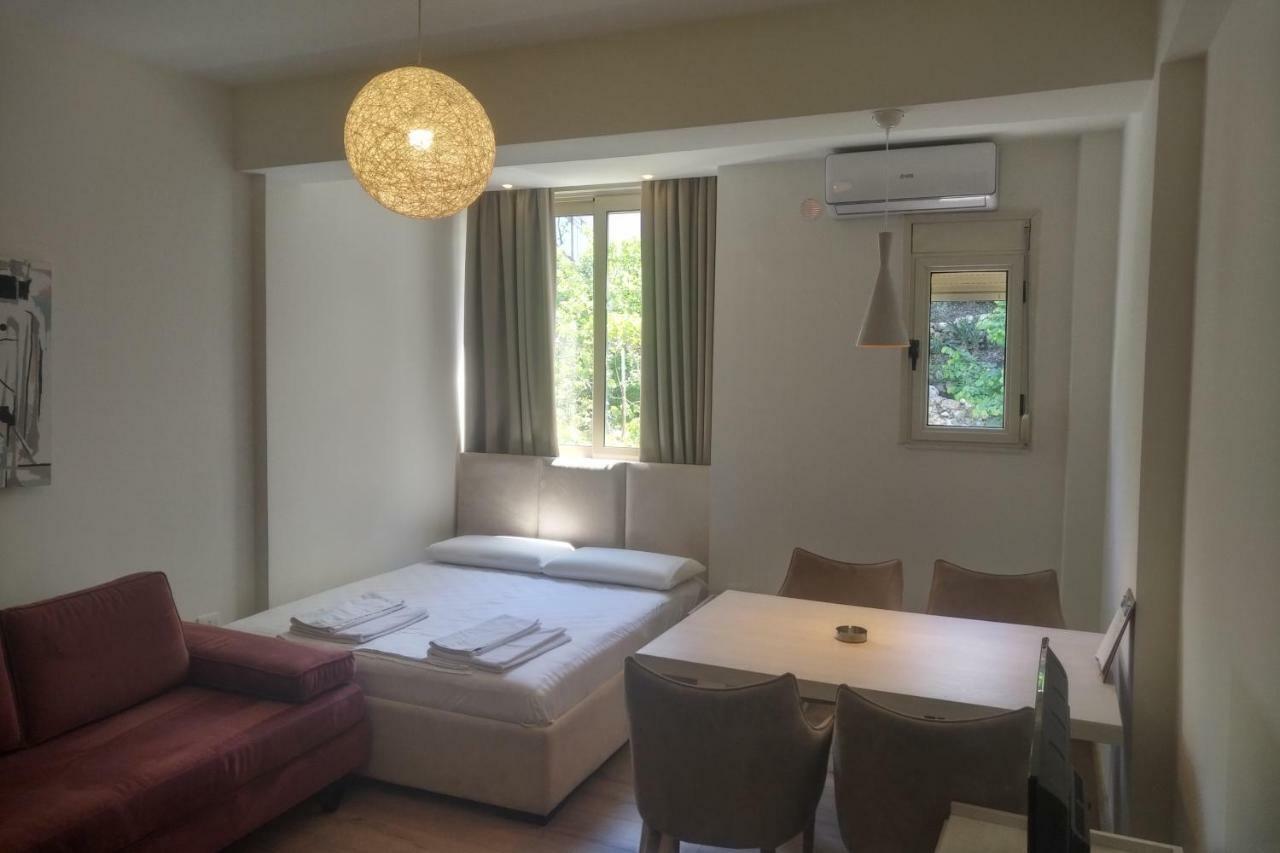 Deluxe Sea Apartment فلورا المظهر الخارجي الصورة